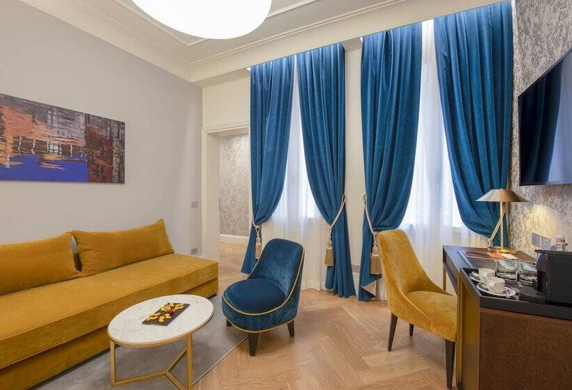 جناح جونيور, H10 Palazzo Canova