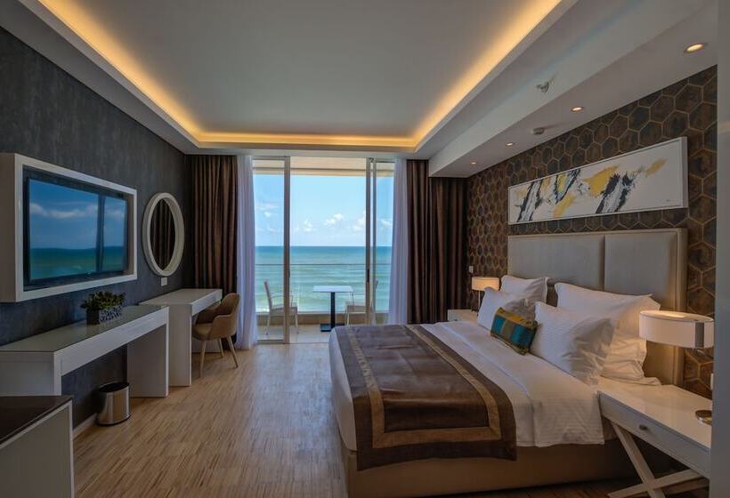 سوییت اجرایی, Lancaster Eden Bay