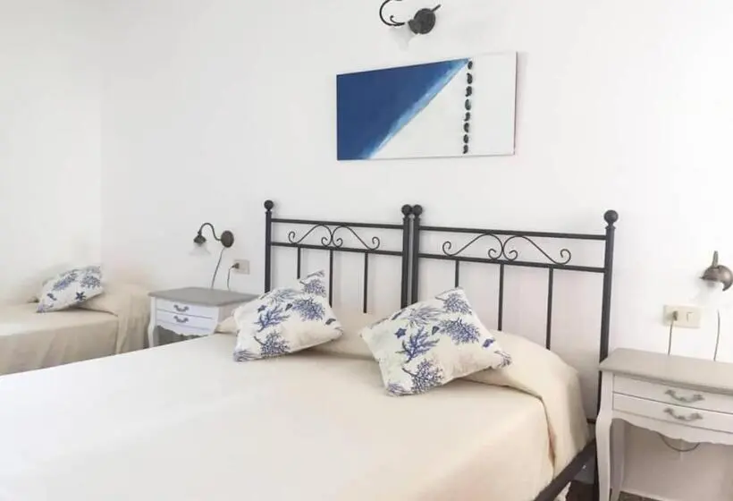 Habitació Estàndard, Roda