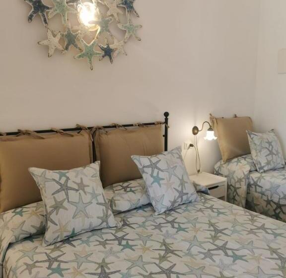 스탠다드 트리플 룸, Roda