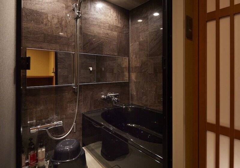 חדר סטנדרט, Sakura Sky