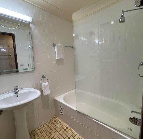 חדר סטנדרט עם מרפסת, Southern Cross Motor Inn