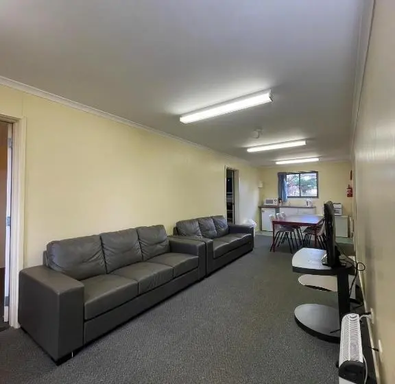 4ベッドルームアパートメント, Southern Cross Motor Inn