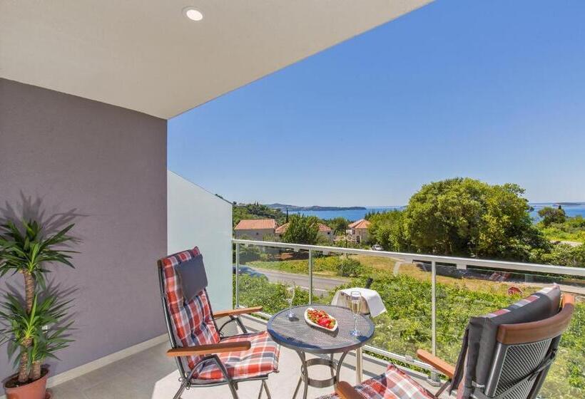 バルコニー付きスタンダードルーム, Boutique Flamingo B&b