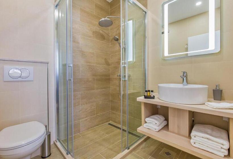 Номер Стандарт с Балконом, Boutique Flamingo B&b