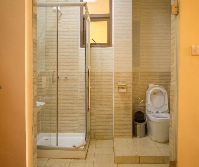 غرفة ديلوكس, Aturukan