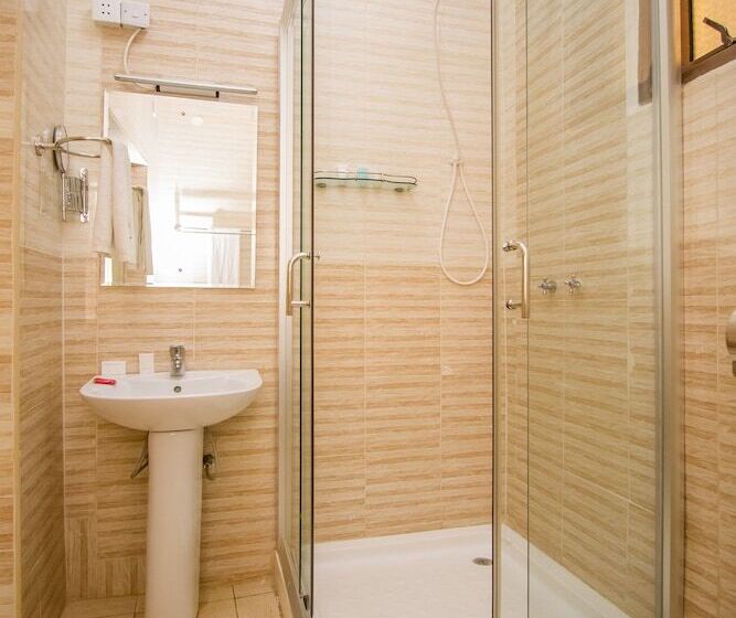 غرفة ديلوكس, Aturukan