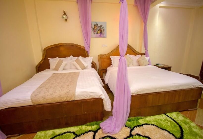 غرفة سوبيريور, Aturukan