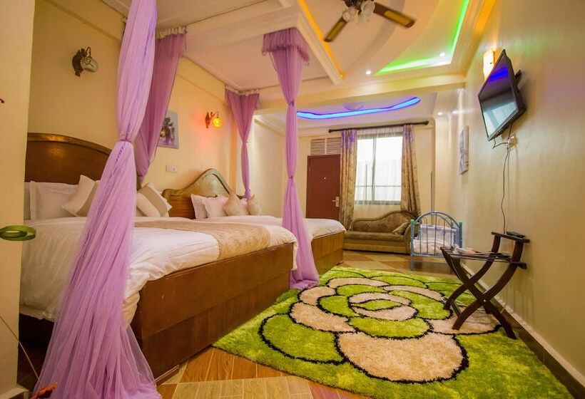 غرفة سوبيريور, Aturukan