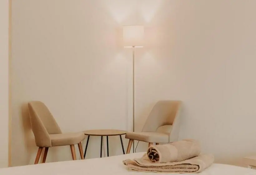 スタンダードルーム, Bed And Breakfast Kolo Adults Only