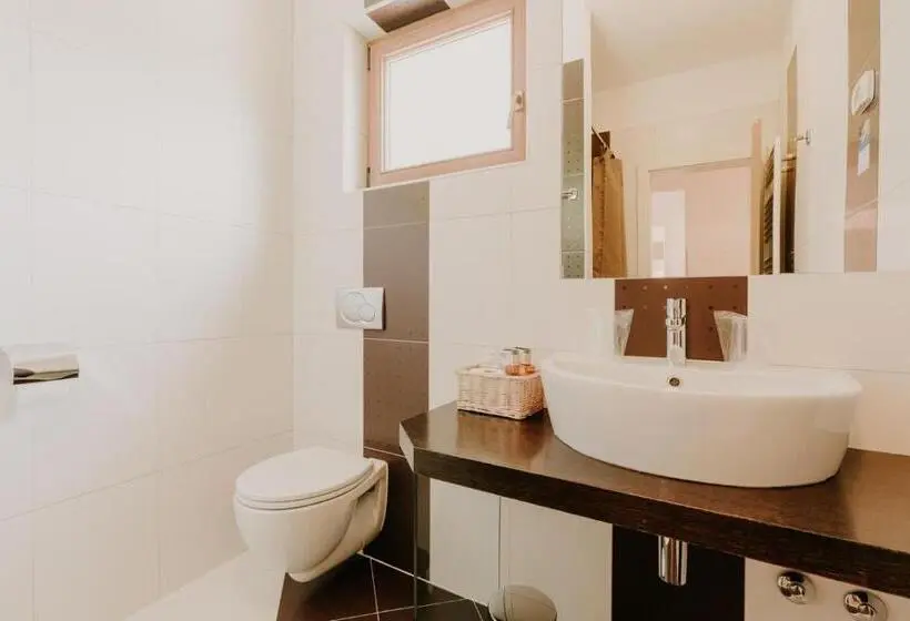 スタンダードルーム, Bed And Breakfast Kolo Adults Only
