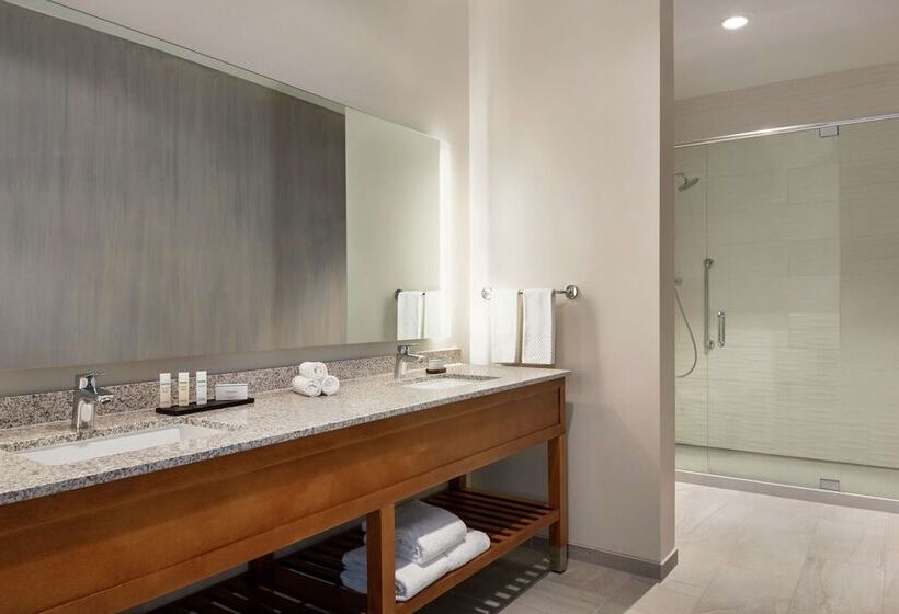 身障者適用スイートルーム, Embassy Suites By Hilton Sarasota, Fl