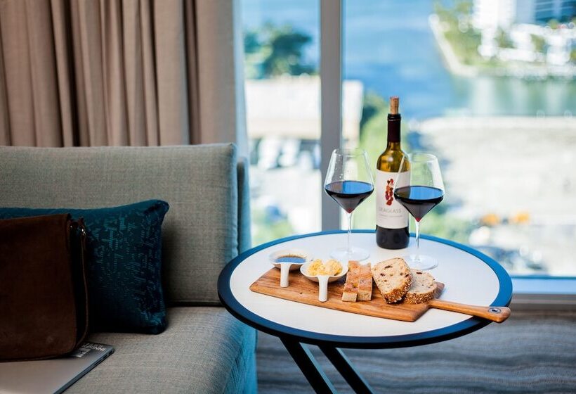 장애인을 위한 스위트, Embassy Suites By Hilton Sarasota, Fl