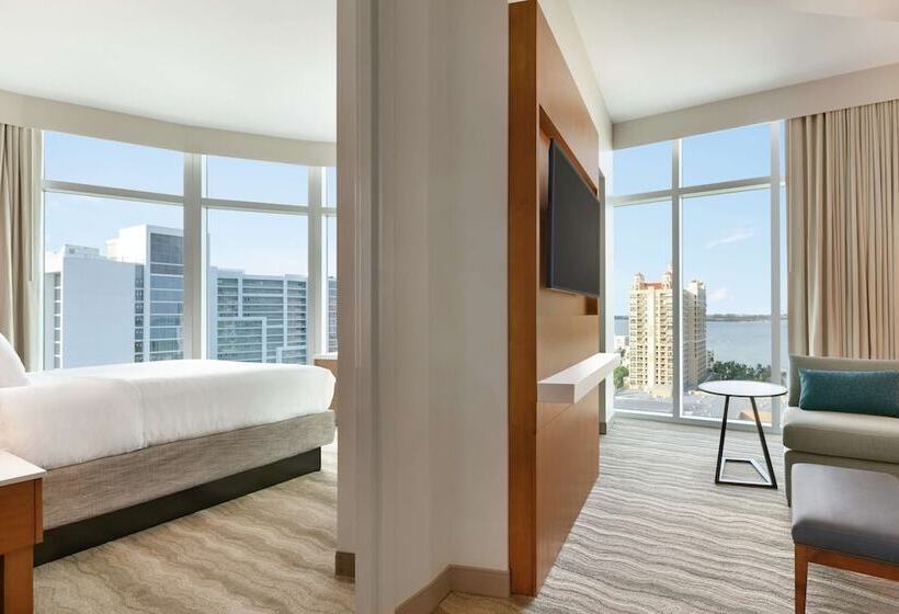 장애인을 위한 스위트, Embassy Suites By Hilton Sarasota, Fl