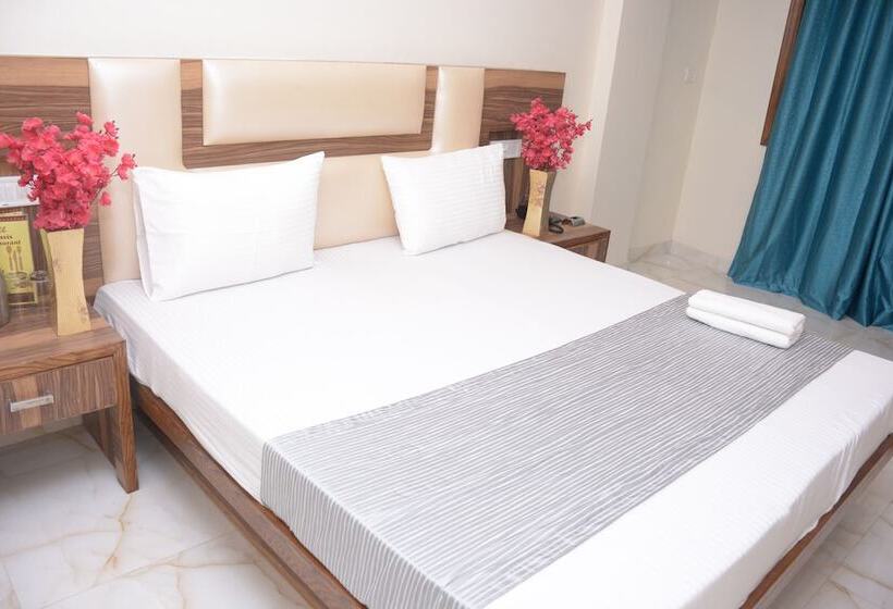 Номер Deluxe, Golden Oasis Delhi