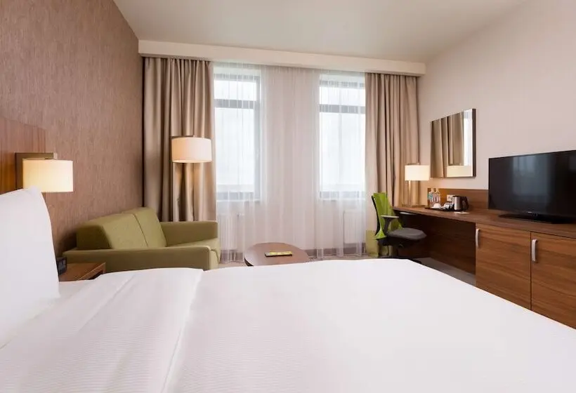 ファミリールーム, Hilton Garden Inn Orenburg