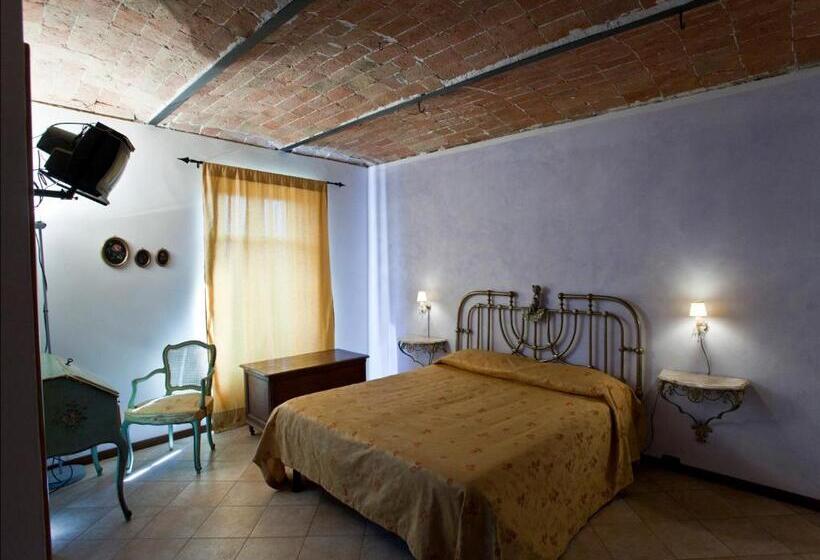 اتاق استاندارد, I Grilli