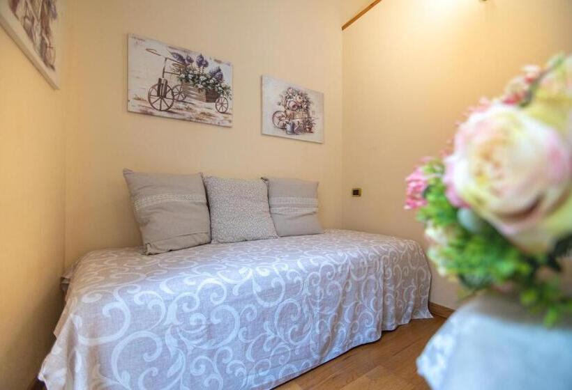 Номер Стандарт, La Ghirlanda B&b