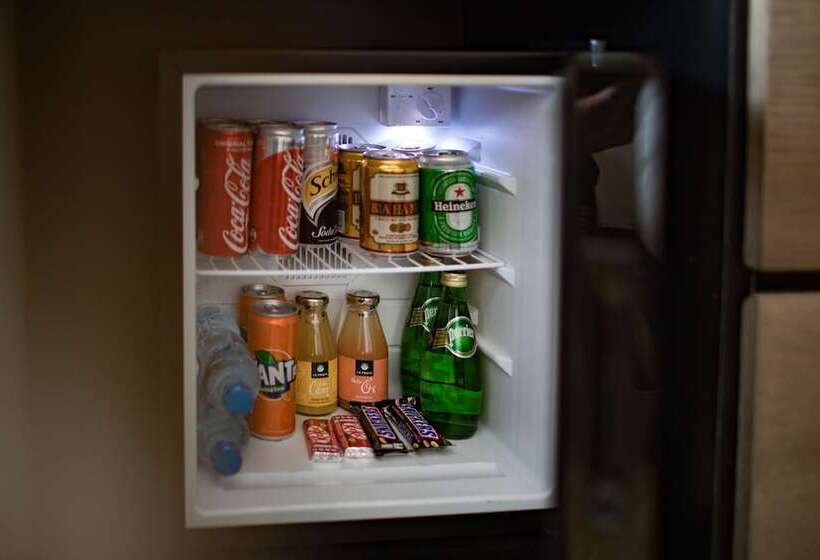 اتاق کلاسیک, Pao S Sapa Leisure