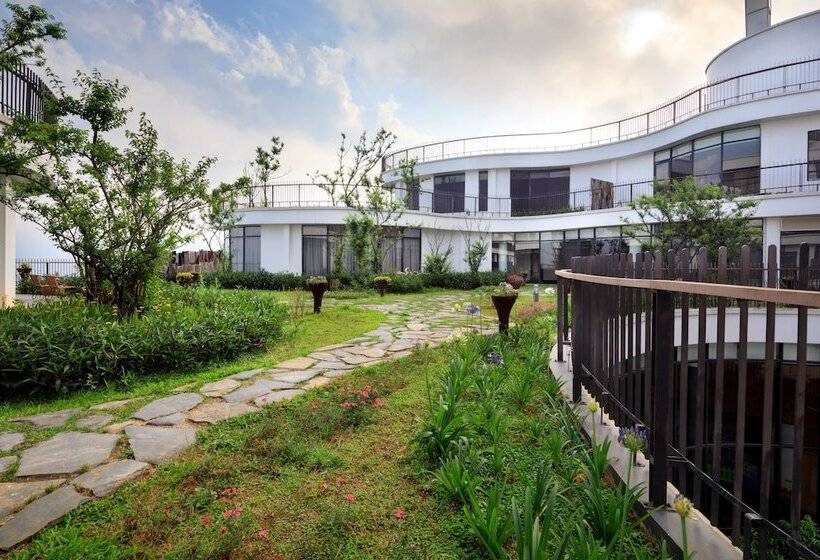 سوییت, Pao S Sapa Leisure