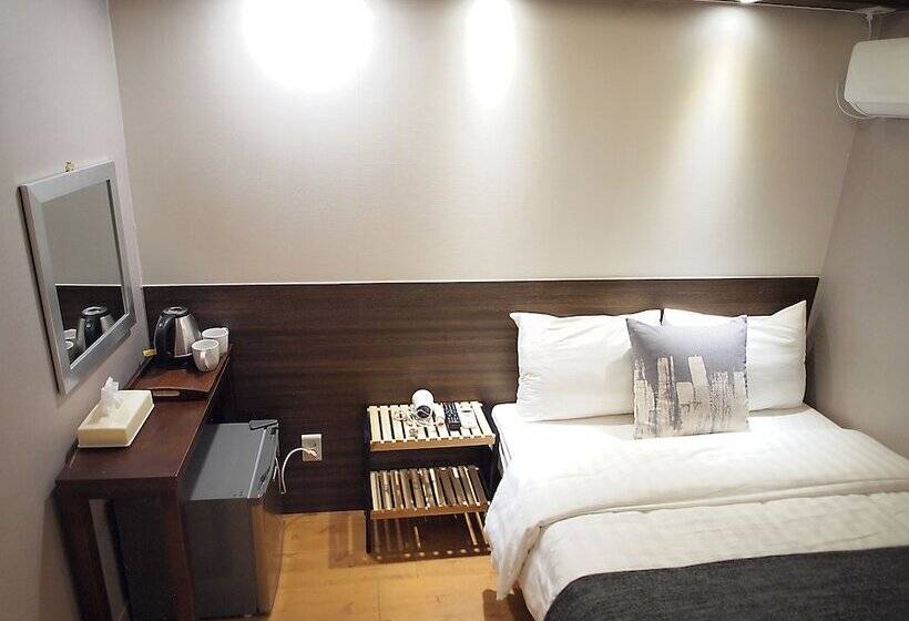 اتاق استاندارد یک نفره, Park Hill Myeongdong