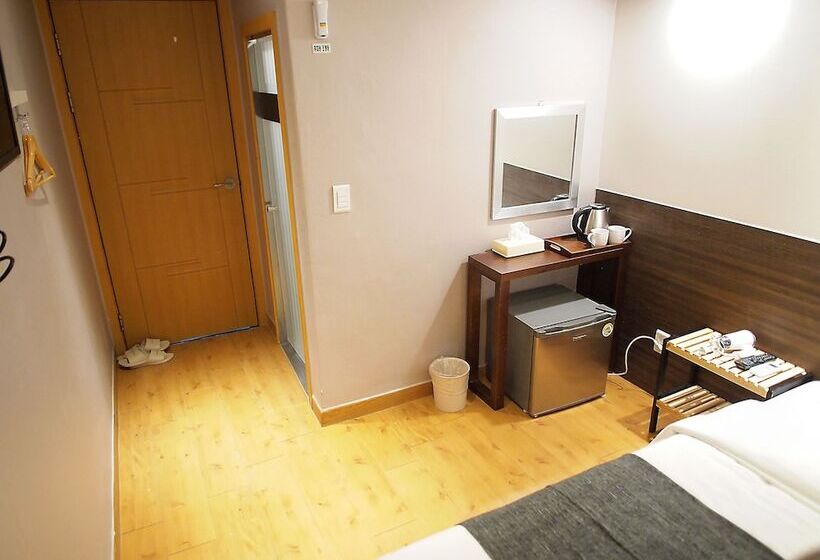 اتاق استاندارد, Park Hill Myeongdong