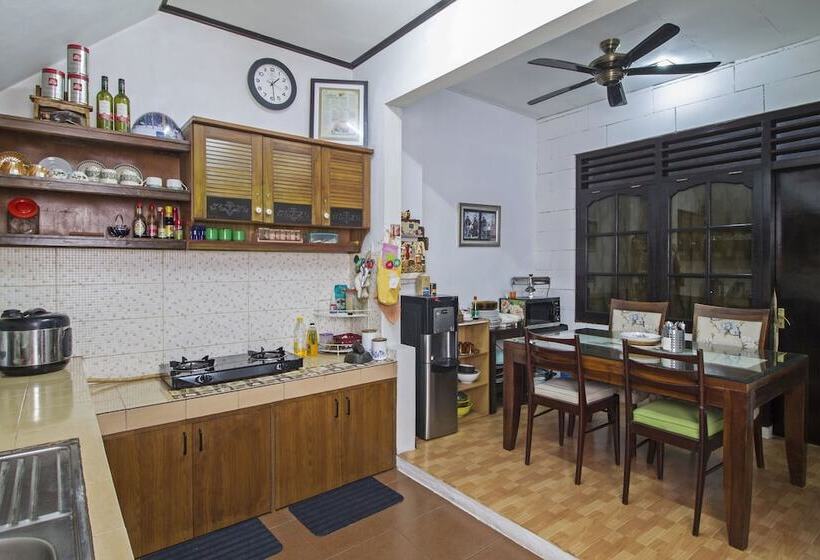 标准间, Reddoorz @ Radio Dalam