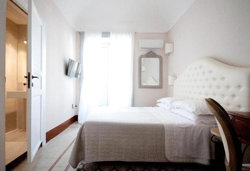 חדר דלוקס, Sveva Rooms