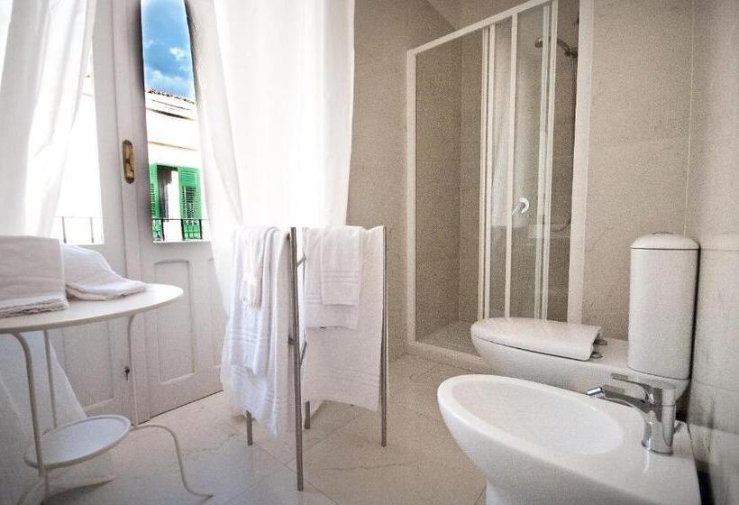 Suíte Júnior com Sacada, Sveva Rooms