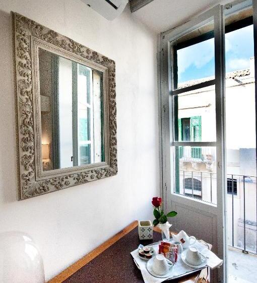 Quarto Quádruplo Deluxe, Sveva Rooms