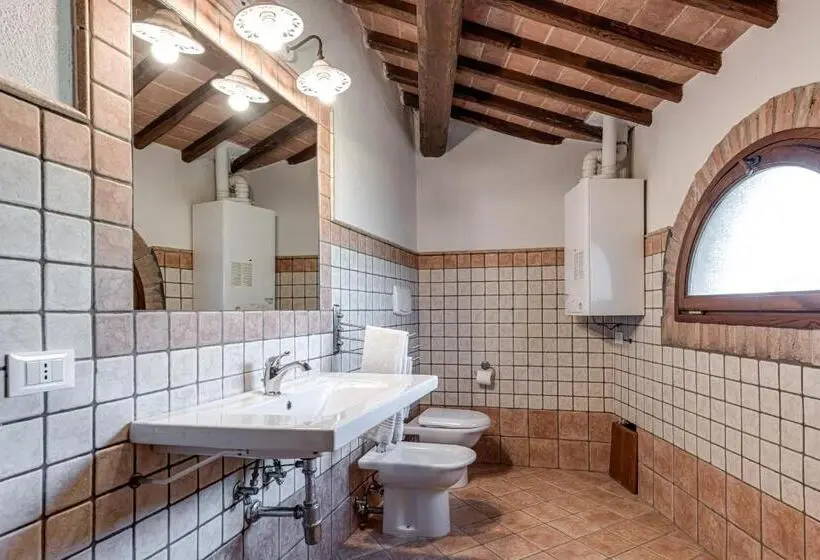 استودیوی استاندارد, Tenuta Il Casale Di San Miniato