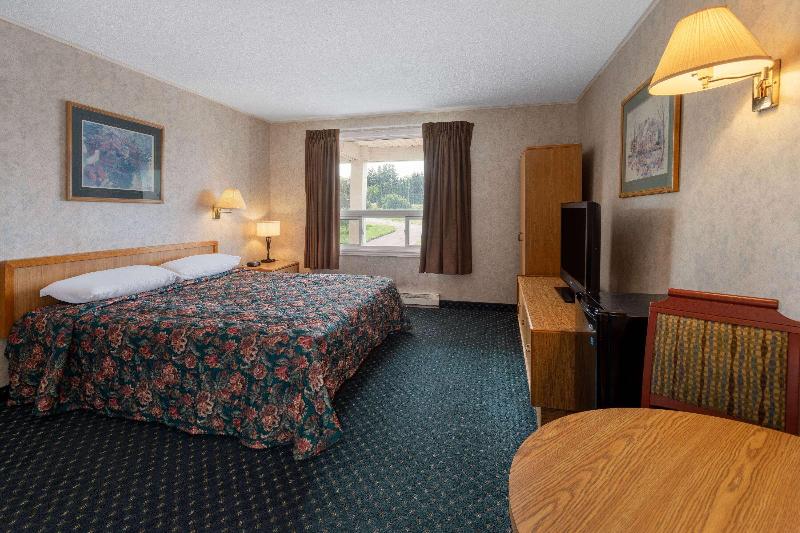 Стандартный Номер Кровать Кинг, Travelodge By Wyndham Amherst