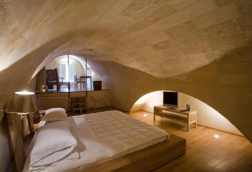 套房, L Hotel In Pietra