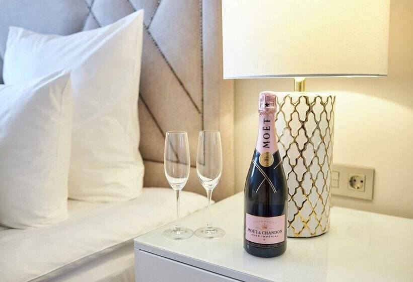 行政套房, Lahta Plaza