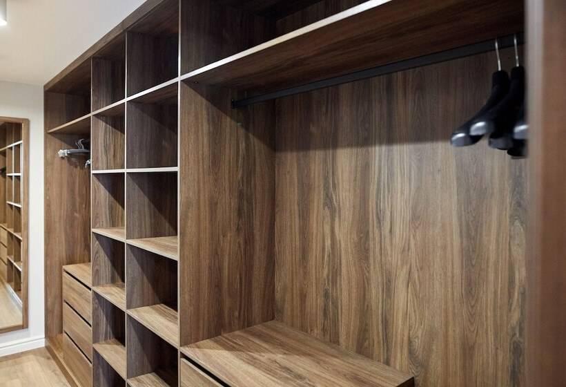 带1个卧室的行政公寓, Lahta Plaza