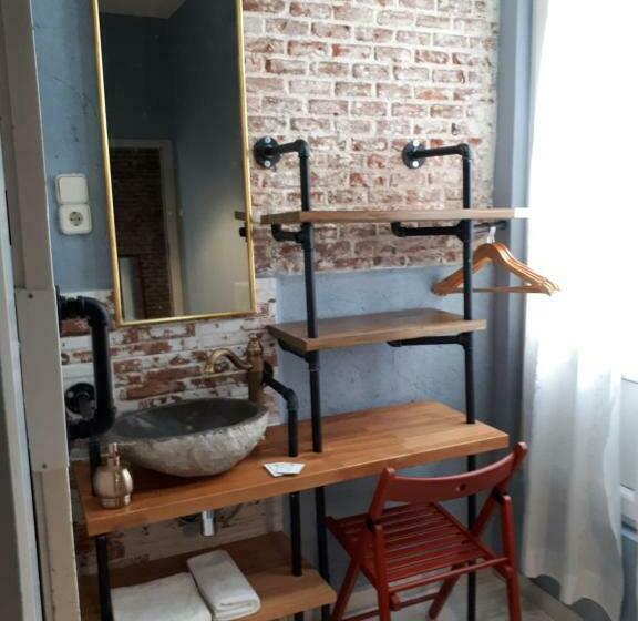 اتاق استاندارد, Hostal Hispalense
