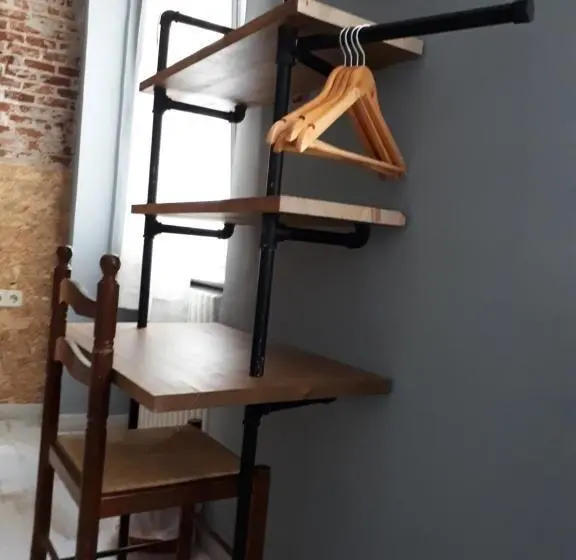 اتاق استاندارد یک نفره, Hostal Hispalense