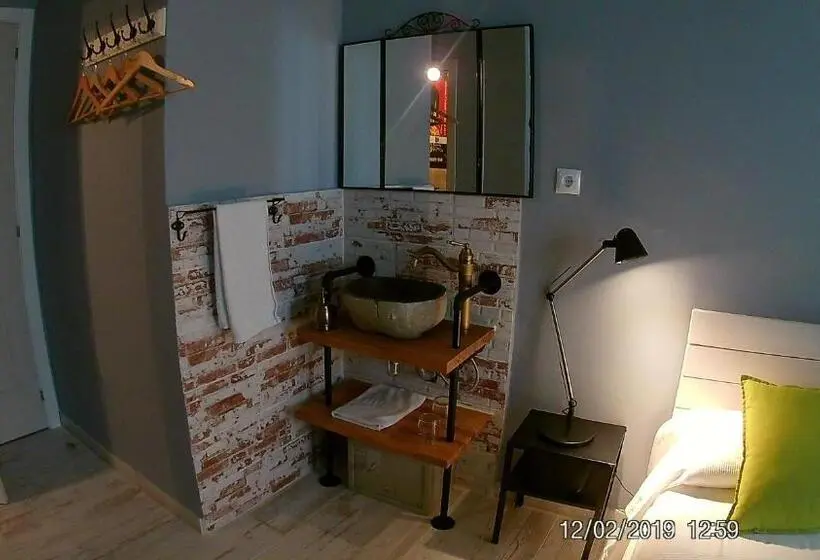 اتاق استاندارد, Hostal Hispalense