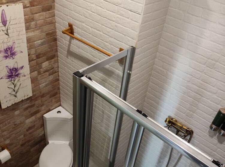 اتاق استاندارد, Hostal Hispalense