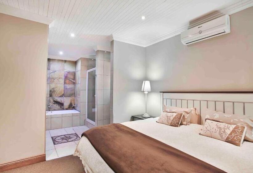 スイート, Accommodation At Vans Self Catering