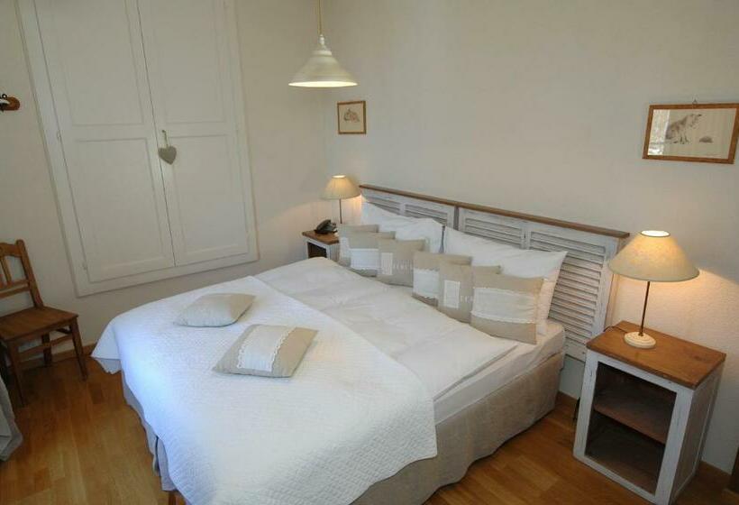 标准间, Auberge De La Gare