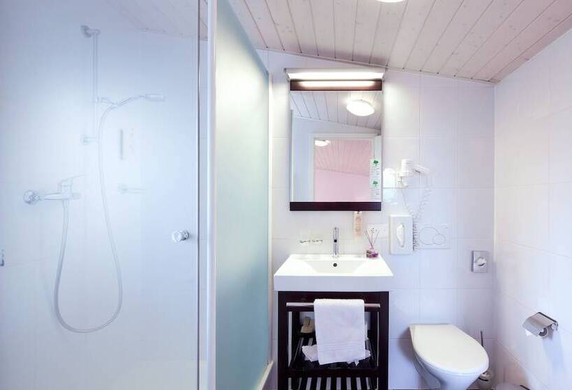 标准间, Auberge De La Gare