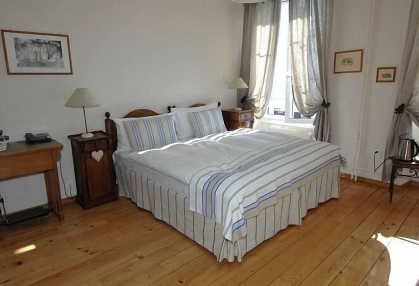 标准间, Auberge De La Gare