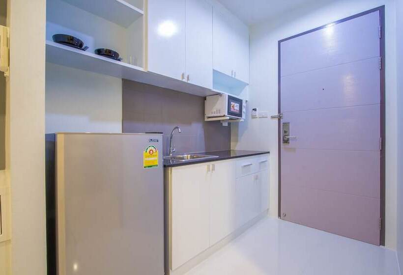 디럭스 스튜디오, Baba House Phuket