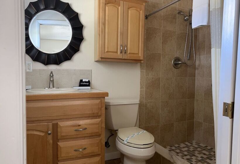 إستوديو قياسى, Hontoon Landing Resort & Marina