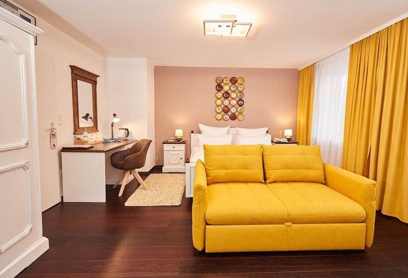 标准三人间, Zum Fischer Am See S