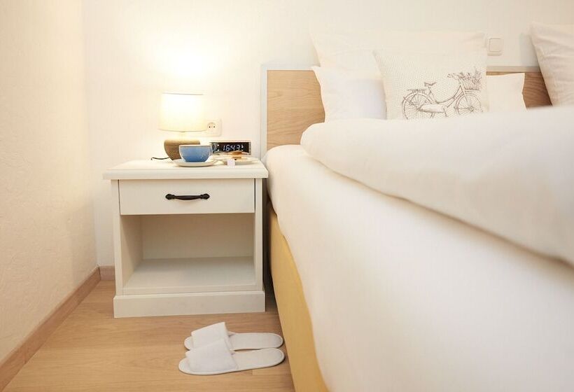 标准间, Zum Fischer Am See S