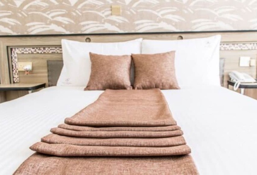 اتاق لوکس, Astorian Grand