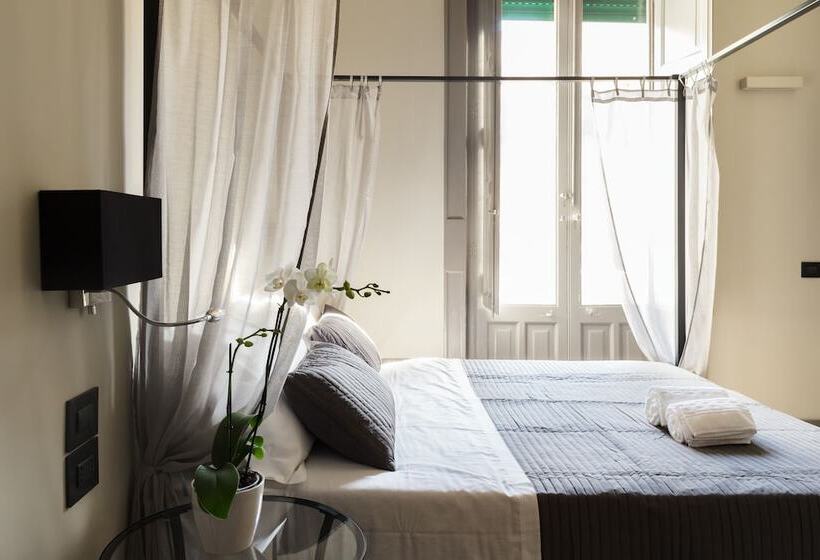 Quarto Estandar, Le Royal