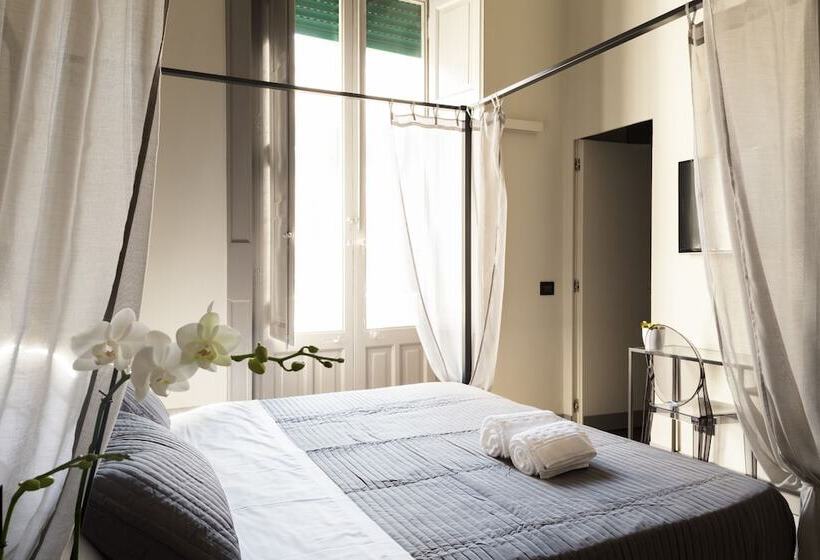 Quarto Estandar, Le Royal